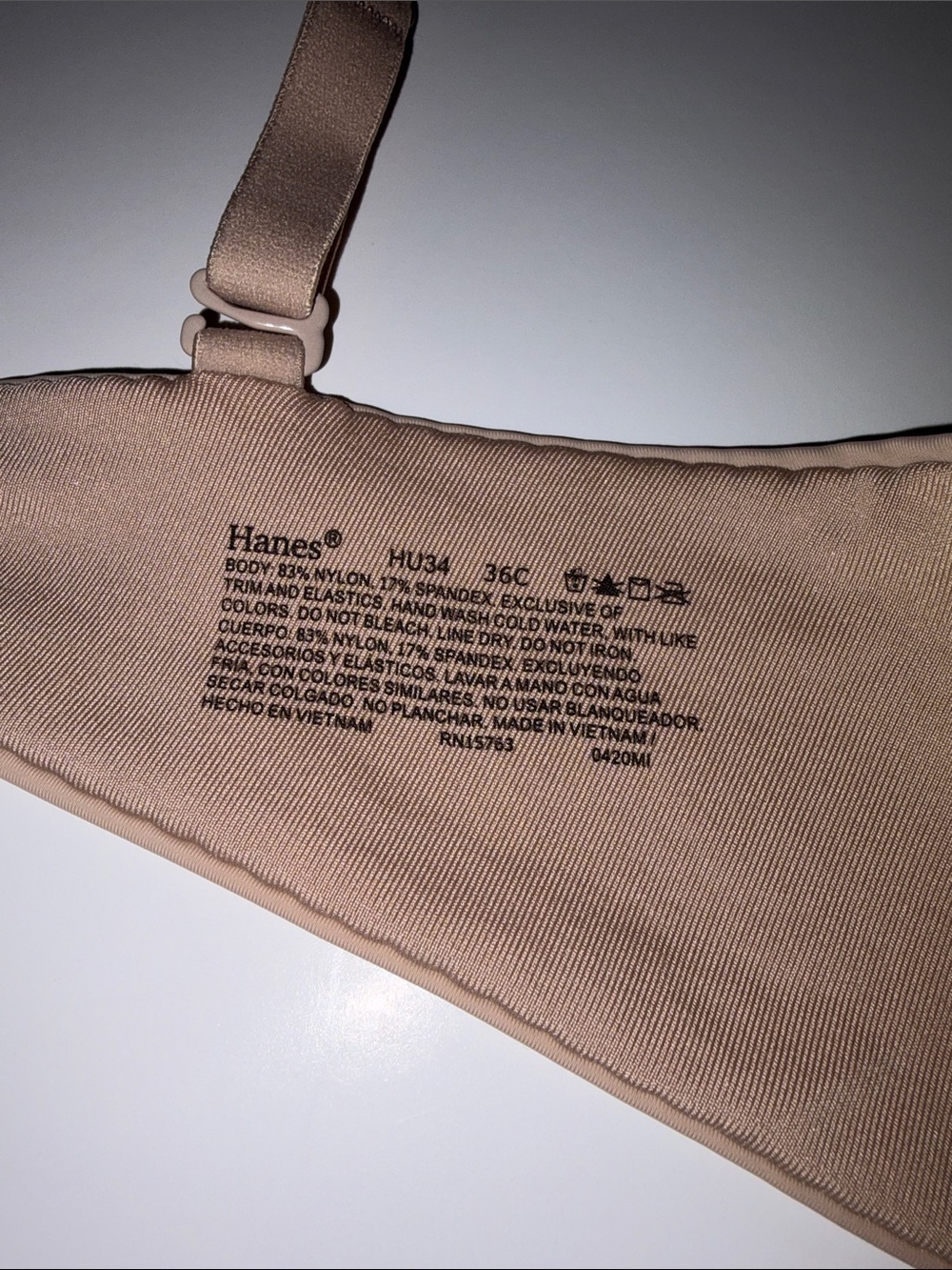 NWOT- 36C Hanes Smooth T-Shirt Bra - Nude - Picture 3 of 3